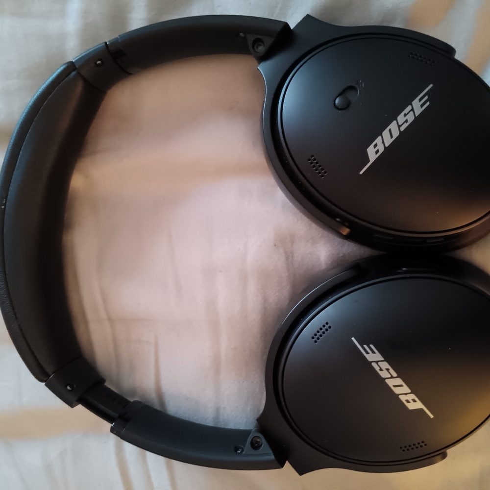 Bose Black Wireless Headphones